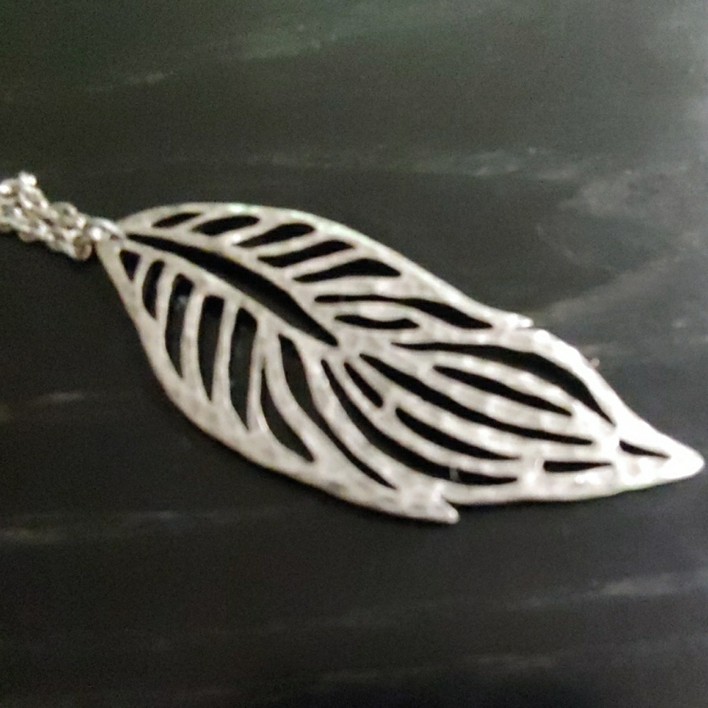 Karma Bella Necklace - Picture 3 of 3